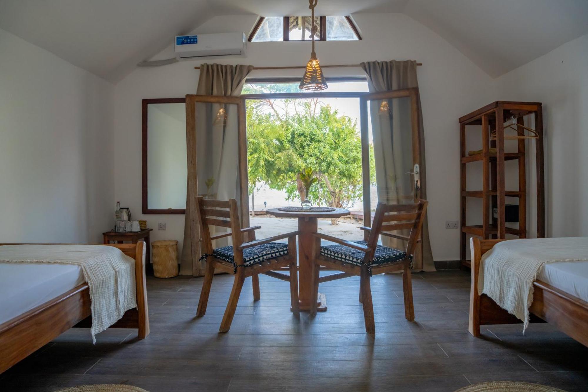 Juana Ocean Villas Makunduchi Bagian luar foto